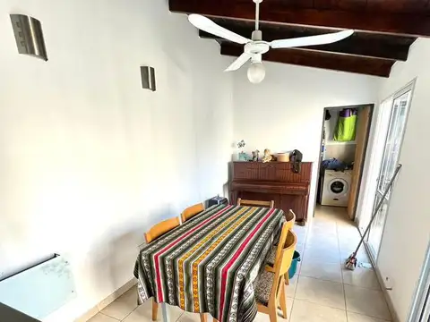 Depto Tipo Casa 3 ambientes con 2 baños