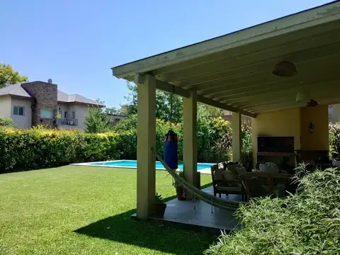 Casa en Venta en Bella Vista, USD 450.000