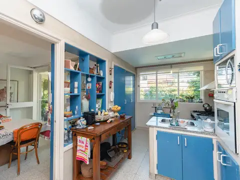 VENTA  CASA  4 DORMITORIOS 8 AMBIENTES  VICENTE LOPEZ  PILETA  PARRILLA