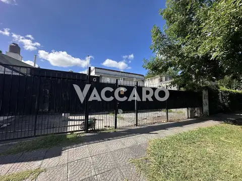 VENTA CASA 4 AMBIENTES EN ITUZAINGO