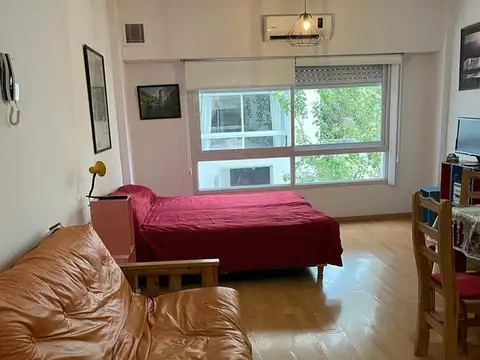 Gascon 1200 4° entre HONDURAS y GORRITI