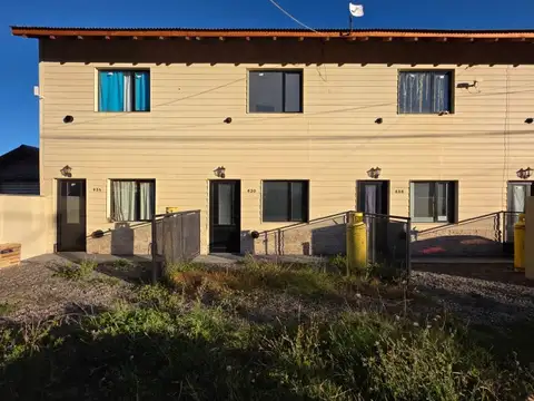 ALQUILER DE DUPLEX DE 2 DORMITORIOS C/PATIO EN ESQUEL CHUBUT