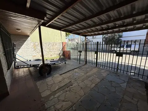 Casa en Venta en Mataderos, USD 220.000