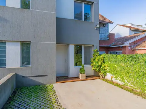 Depto Tipo Casa en Venta de 3 ambientes