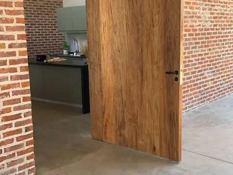 Casa 4 ambientes con 3 baños