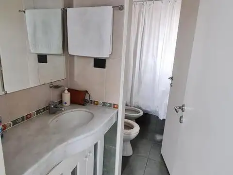 Casa - 6 ambientes - Villa Olivos - Garín - Venta