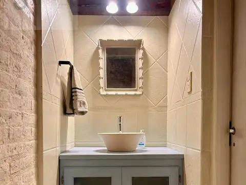 Casa en Venta con 4 cocheras