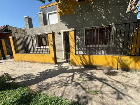 Casa en Venta en Funes, USD 98.000
