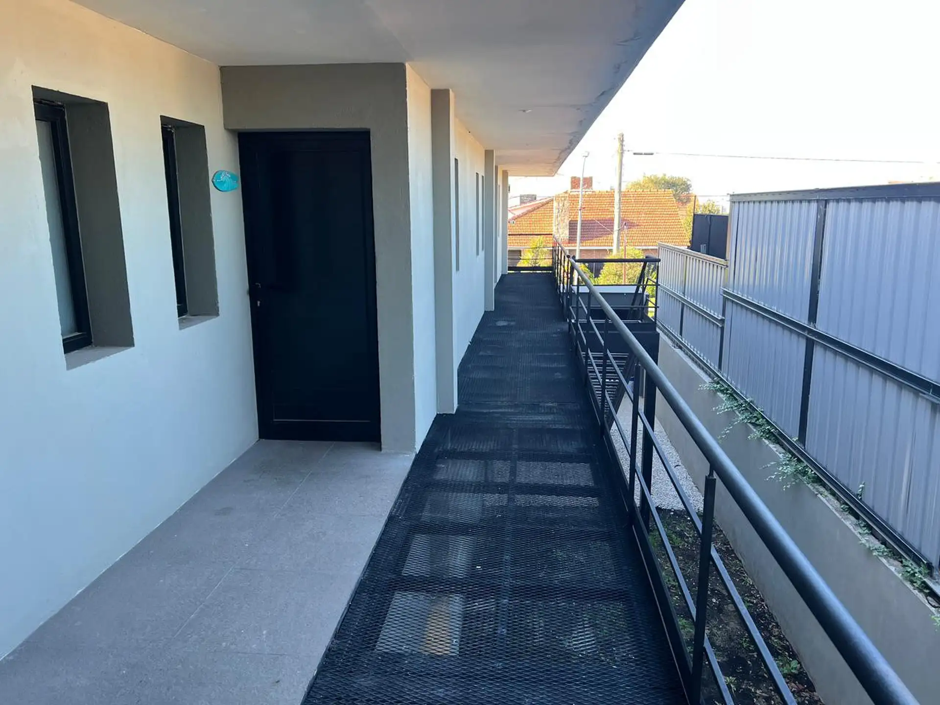 Depto 1 amb, primer piso por escalera — Punta Mogotes