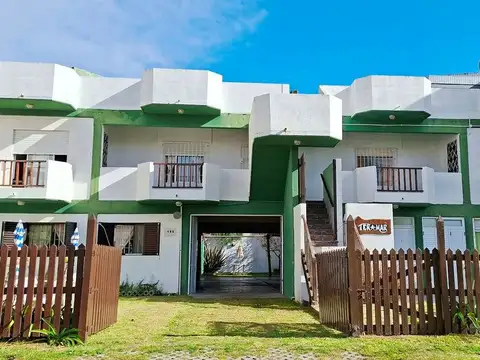 Complejo a la Venta en Villa Gesell con local