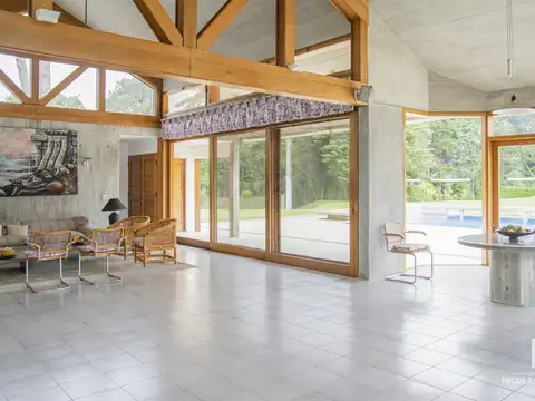 Casa en Venta de 5 dormitorios