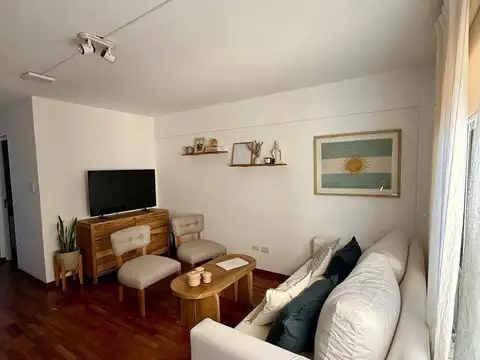 Departamento en alquiler c/ cochera en el Centro de Salta