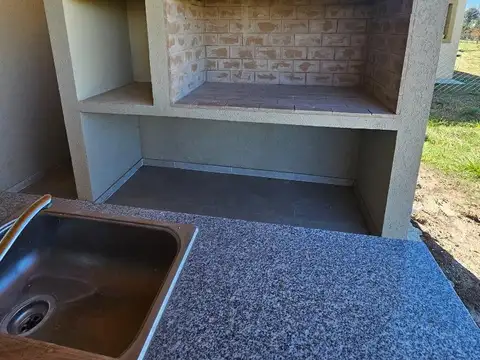 Casa 4 ambientes con 3 baños