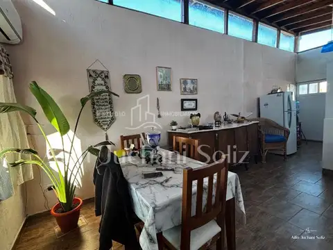Casa 3 ambientes con 1 baño