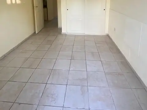 Departamento en Venta en Campana, USD 72.000