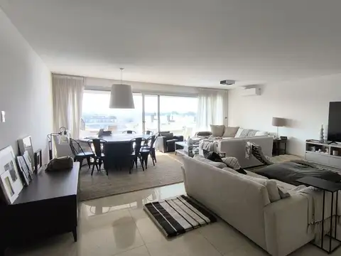 Departamento en Venta en Bouquet, USD 700.000