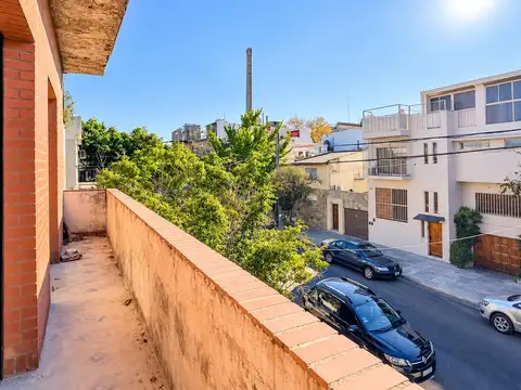 PH 4 Amb a Refaccionar 242 m2 con Patio y Terraza – Boedo