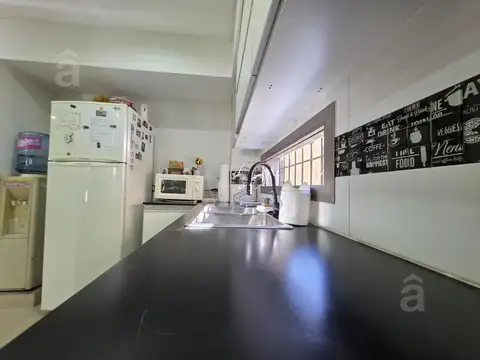 Casa en Alquiler con 1 cochera