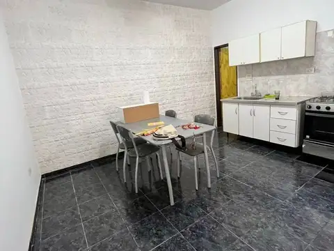 Depto Tipo Casa en Venta de 2 ambientes