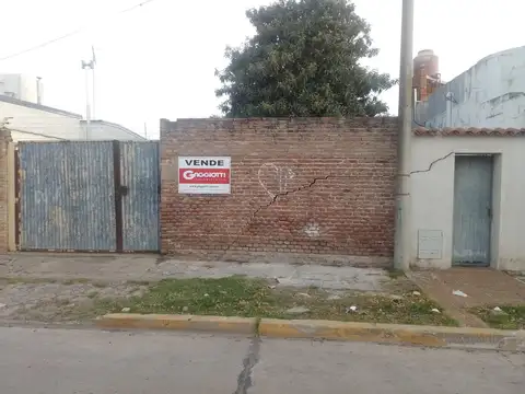 Alberdi al 900