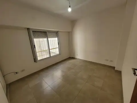 Departamento 2 ambientes con COCHERA
