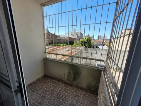 Departamento en Alquiler en Wilde, $ 550.000