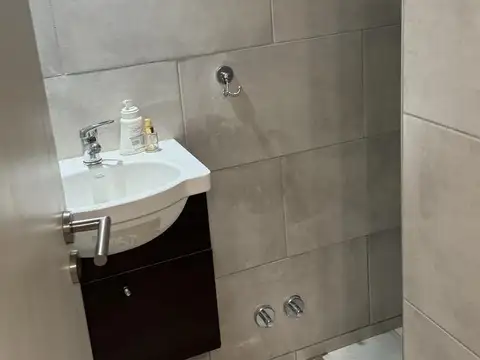 Depto Tipo Casa en Alquiler en Moreno, $ 950.000