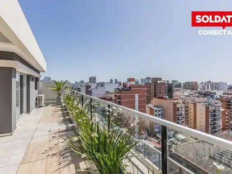 Departamento en  venta de 4 ambientes con balcón, dos cocheras cub y baulera piso 12 frente