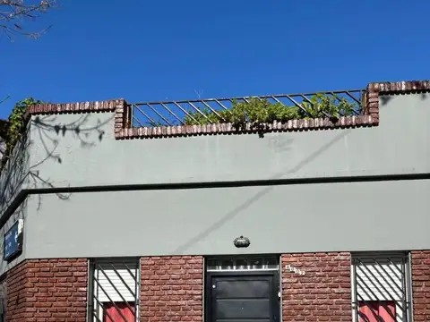 Casa en Alquiler en Monte Castro, CABA