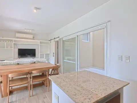 Depto Tipo Casa en Venta con 2 cocheras