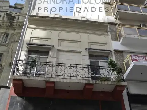 VENTA DE EDIFICIO LOCAL + HOSTEL  A RECICLAR MICROCENTRO