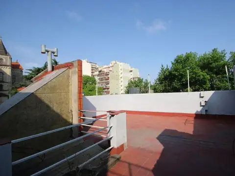 Depto Tipo Casa en Venta en Parque Chacabuco, USD 250.000