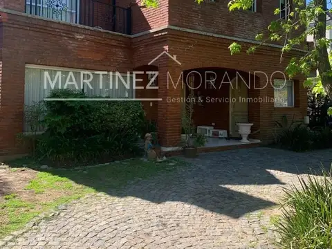 Casa 5 ambientes con 5 baños