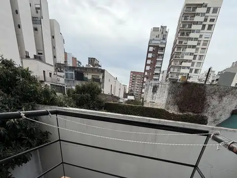 Quito 3700, Piso 2