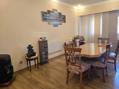 Departamento - Venta - Argentina, Capital Federal - AV RIVADAVIA 8400