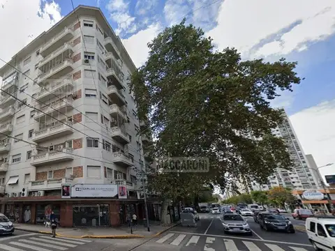 Departamento - Venta - Argentina, Capital Federal - AV RIVADAVIA 8400