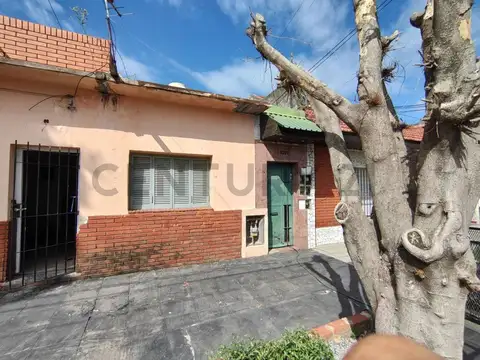 Venta de 2 unidades PH en bloque en Lanús Este.