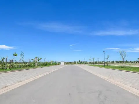 Terreno en Venta 20  mts Frente