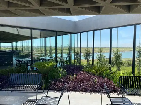 Venta Terreno de 800m2 con orientación en el fondo Norte en Barrio Vida