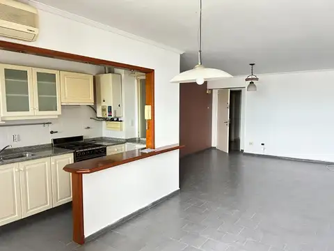 Departamento en Venta en Guemes, USD 88.000
