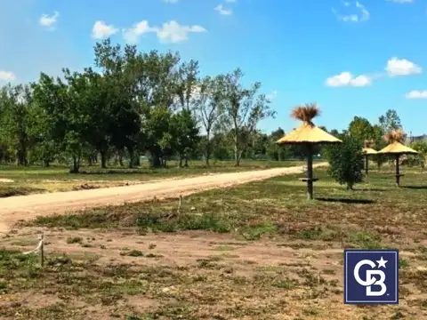 Venta de Lote financiado en Barrio Semi Cerrado Luz del Pilar