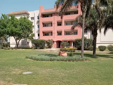 Colectora de av.circunvalación esquina cacheuta 100