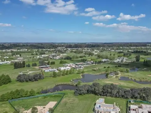 Av. Fernández Beschtedt Luján  Lote al 100 , Piso 0