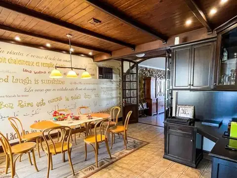 Departamento de 3 dormitorios. Moreno al 800.