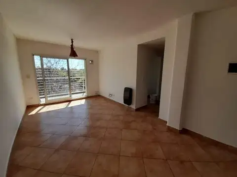 DEPARTAMENTO EN VENTA DE 2 DORMITORIOS Y BALCON OPORTUNIDAD