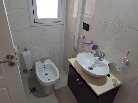 Departamento 3 ambientes con 2 baños