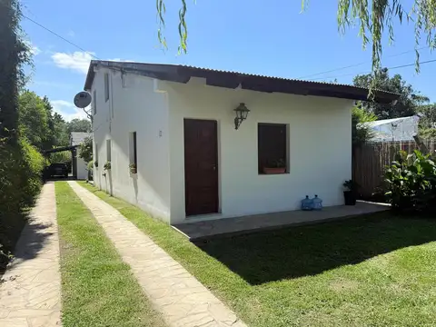 Casa 6 ambientes con 3 baños