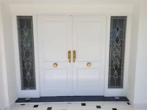 Casa en Alquiler en Barrancas de Iraola, USD 2.500