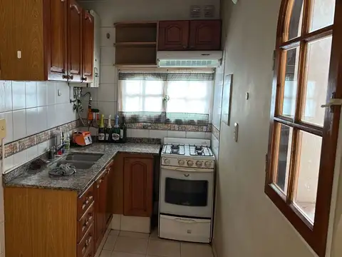 Departamento 4 ambientes con 2 baños