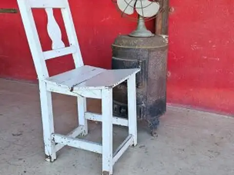 Casa en Alquiler con 2 cocheras